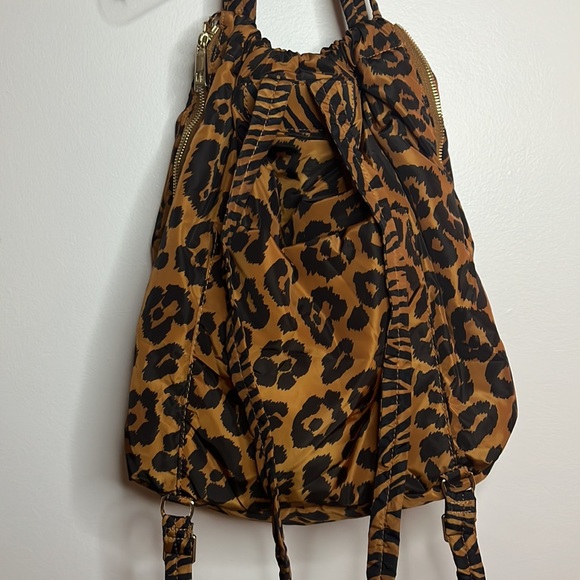 Leopard backpack - Picture 4 of 4